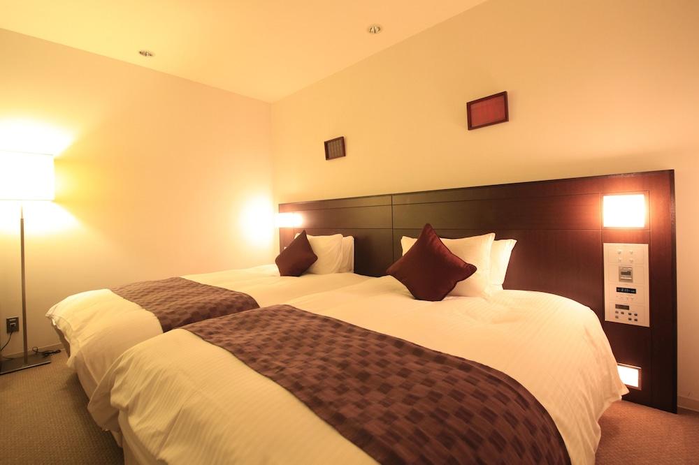Quintessa Hotel Сасебо Екстер'єр фото